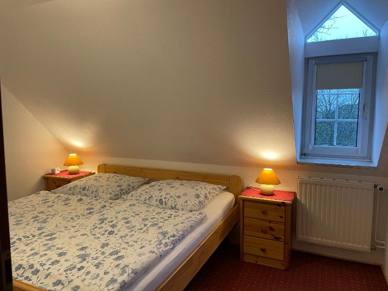 One-Bedroom Apartment image 2