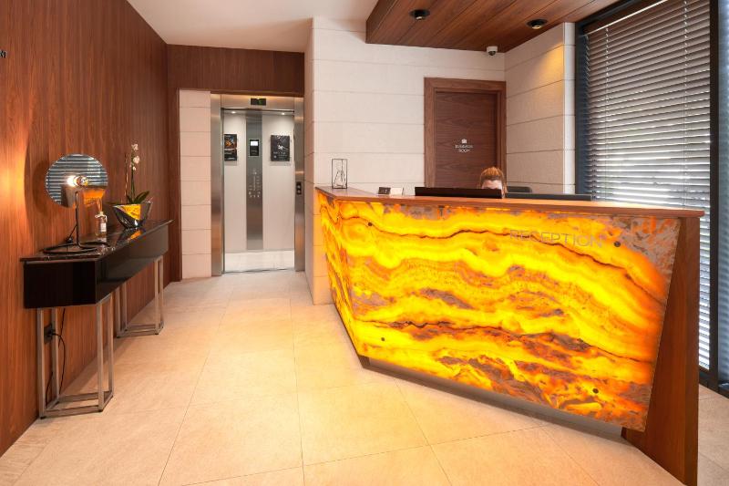 Time Boutique Hotel - image 4