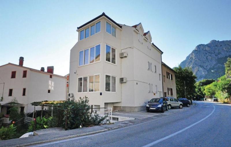 Apartment Mate - image 8
