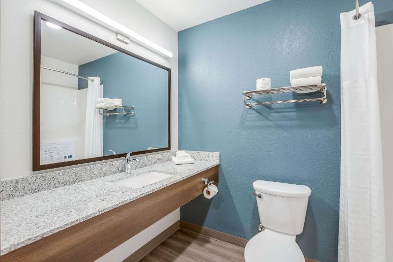QUEEN SUITE image 3