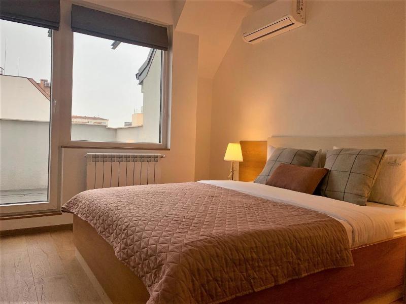 Apartment with Terrace image 4