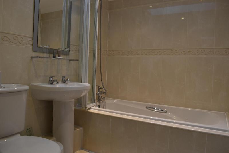 Cottage Double Room image 2