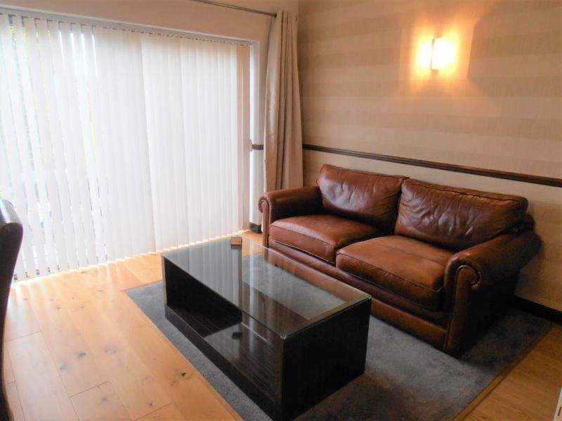 Half Suite Double image 2