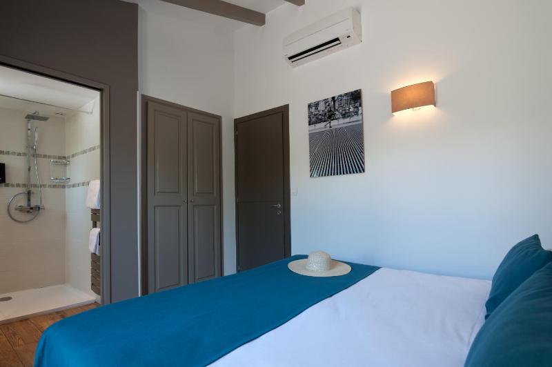 Double or Twin Room with Terrace image 3