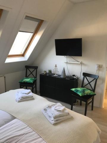 Three-Bedroom Apartment image 4