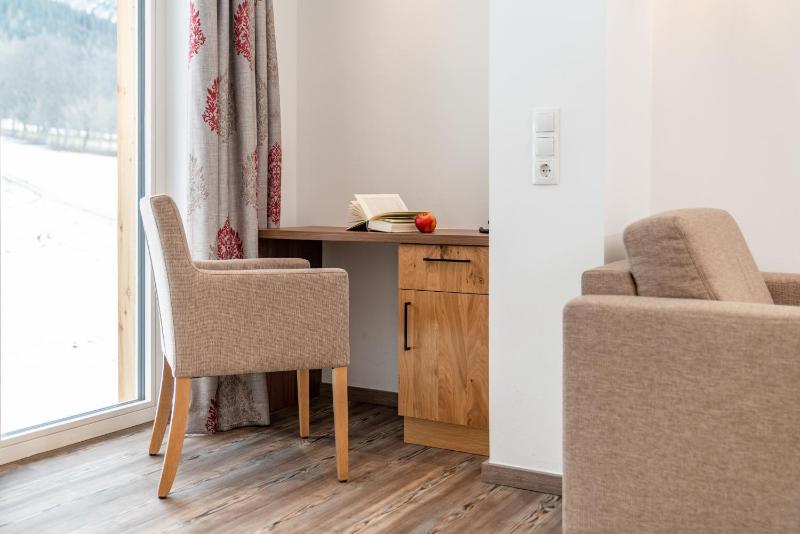 Double Room with Mountain View image 2