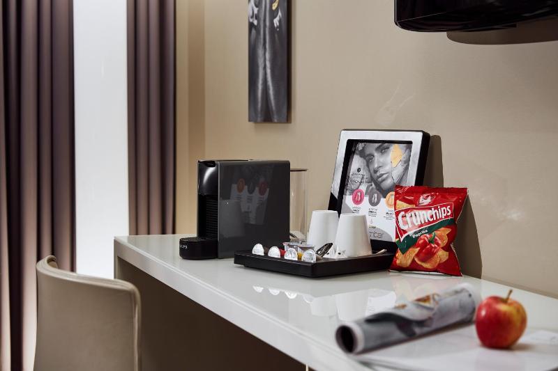 Superior Double Room image 4