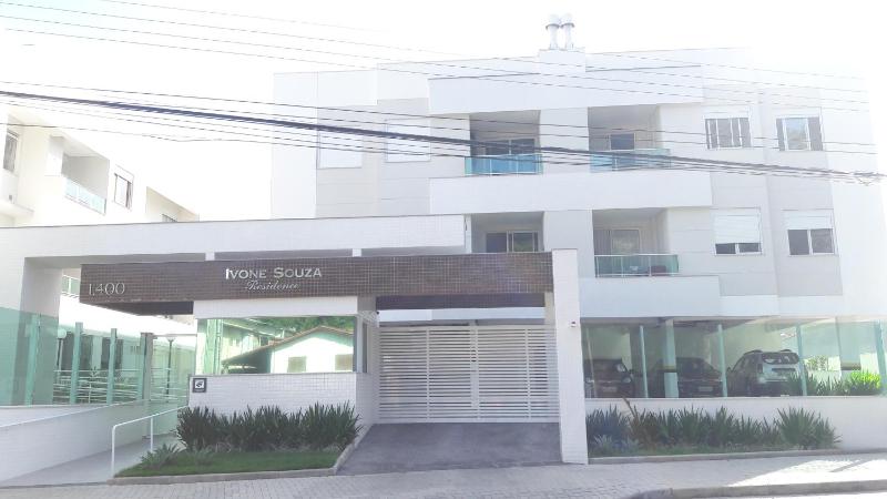 Florianópolis Canasvieiras Apartamento inteiro 3 quartos com ar piscina playground 2 garagens - image 26
