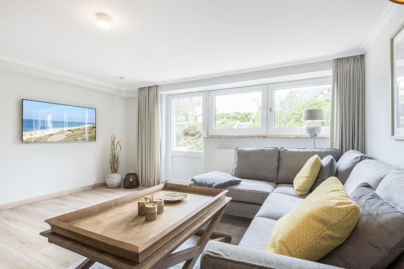 Apartment with Terrace image 1