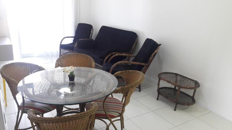 Florianópolis Canasvieiras Apartamento inteiro 3 quartos com ar piscina playground 2 garagens - image 25