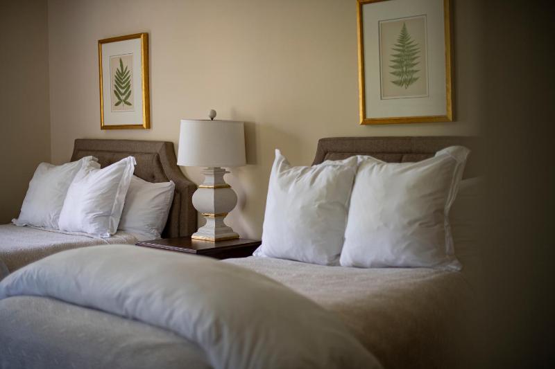 Deluxe Double Room image 1