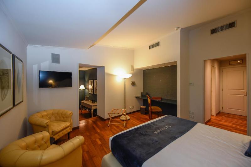 The Tuscanian Hotel - image 42