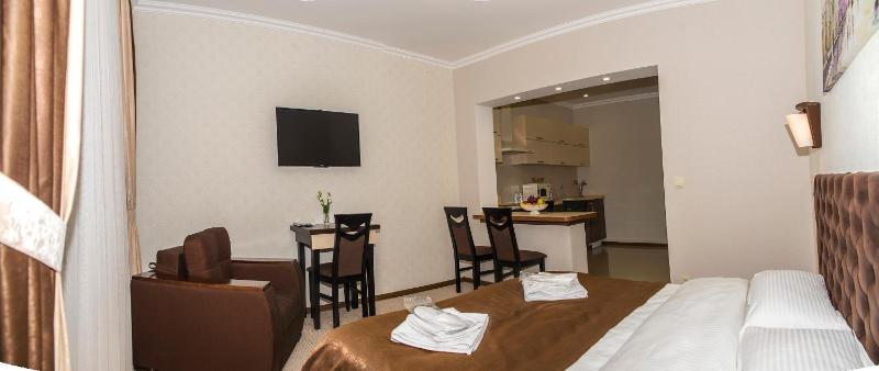 Apartment with Balcony image 3
