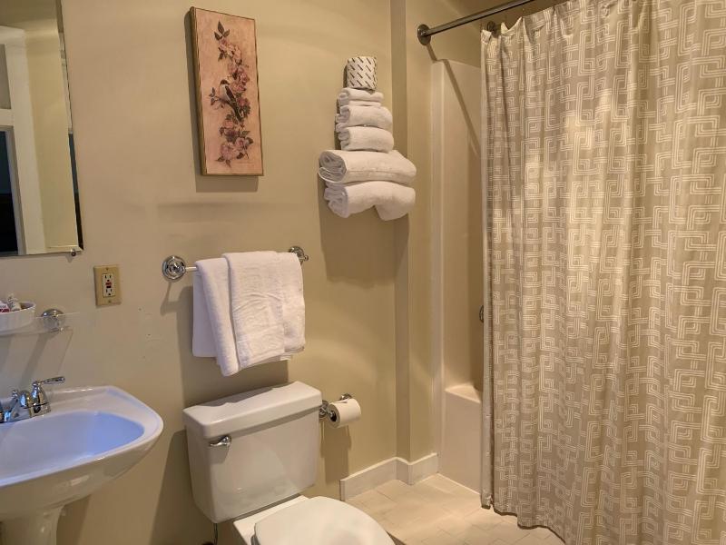 Superior Queen Room image 2