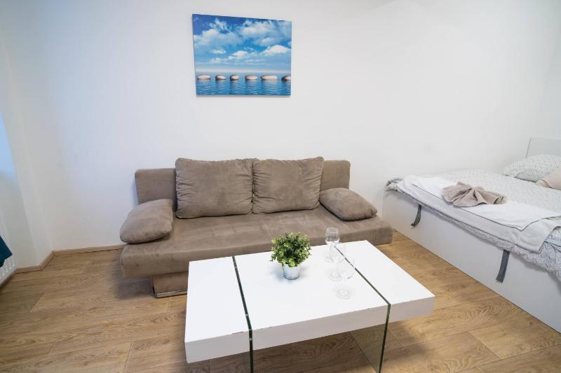 Deluxe Apartment image 3