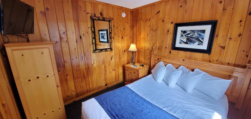 Two Room Suite image 3