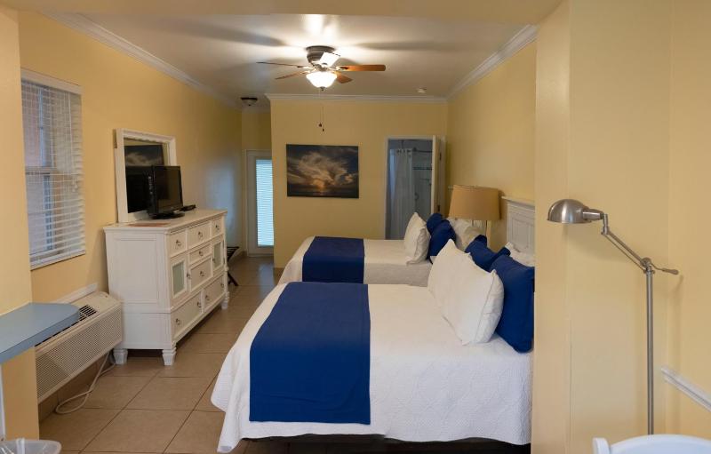 Bungalow with Sea View image 3