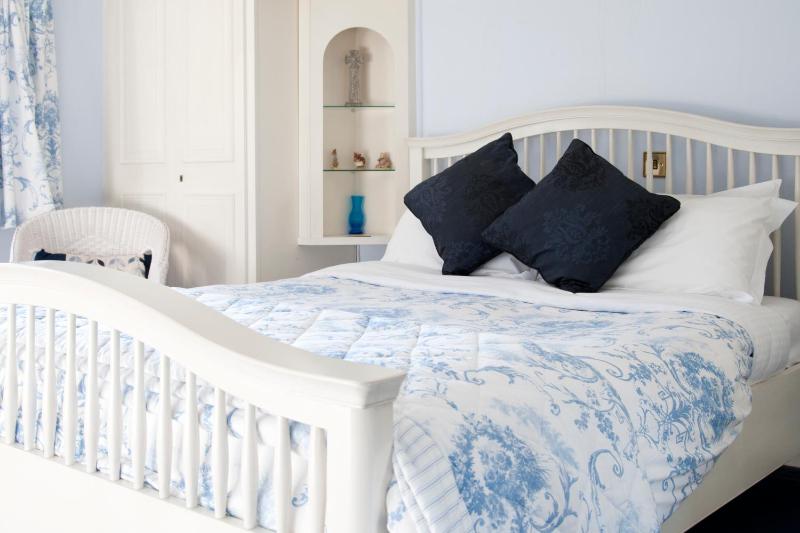 Luxury Double Room image 4