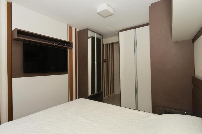 Apartamento no centro de Bombinhas completo - image 21