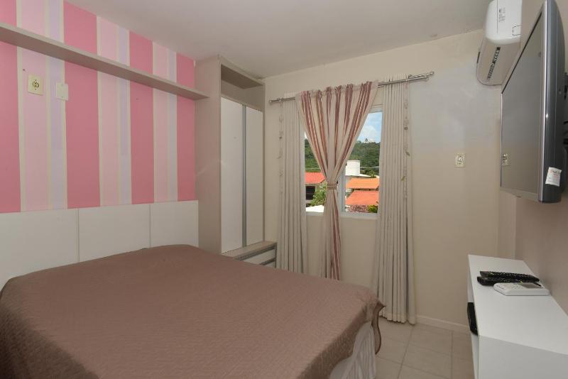 Apartamento no centro de Bombinhas completo - image 18