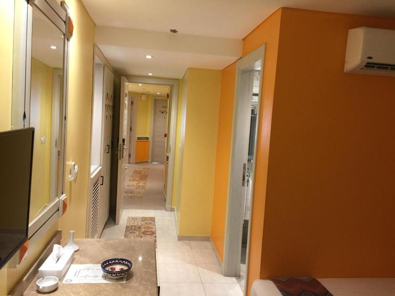 Single Room image 4