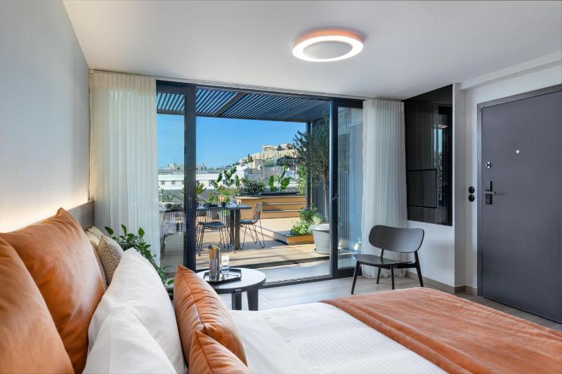 Penthouse Suite with Acropolis View and Hot Tub image 1