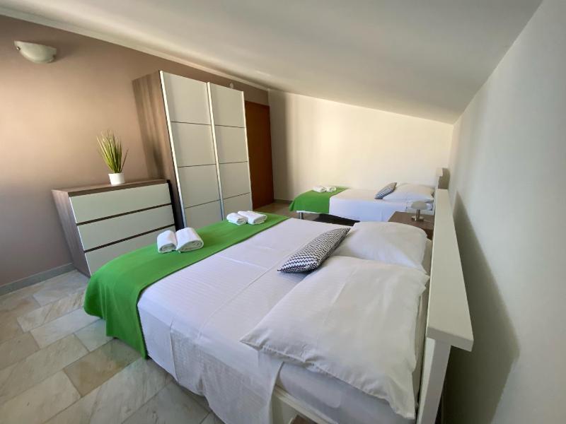 Apartment image 3