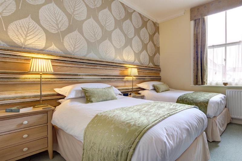 The Edwardene - image 21