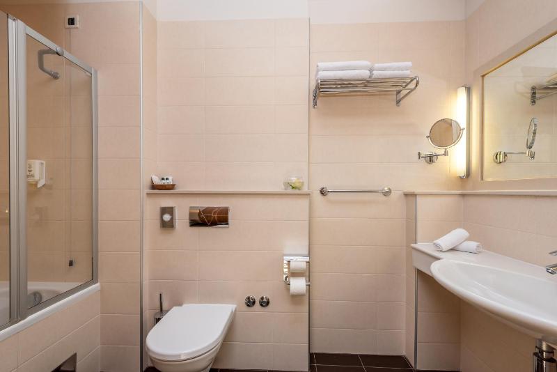 Premium Room image 4