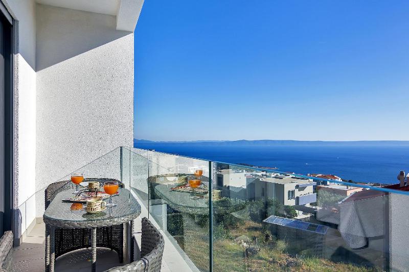 Villa Maslina with heated Pool - image 16