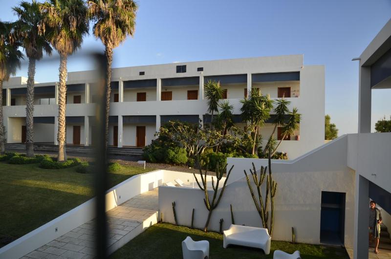Double Room with Garden View image 2
