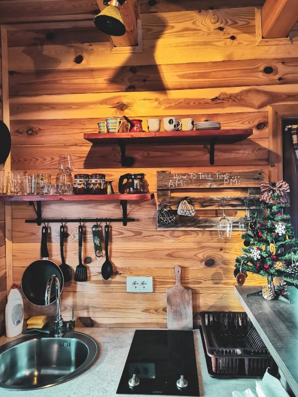 One-Bedroom Chalet image 1