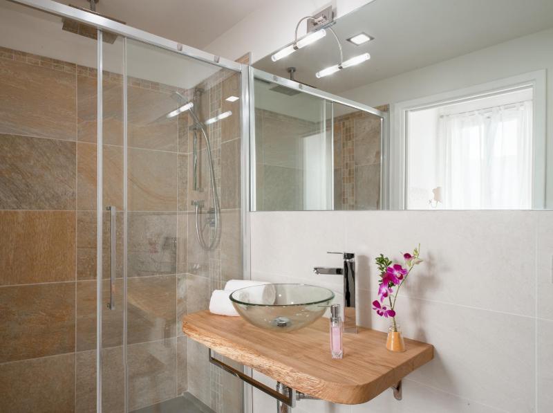 Superior Two-Bedroom Apartment image 3