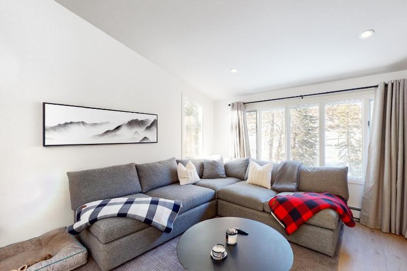 Three Bedroom House image 2