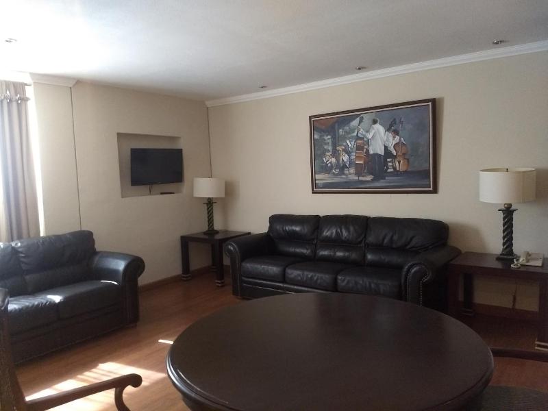Rose Hotel - image 13