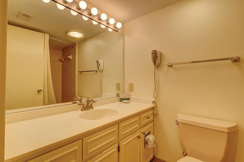 One-Bedroom Villa image 4