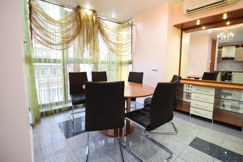Apartment image 3