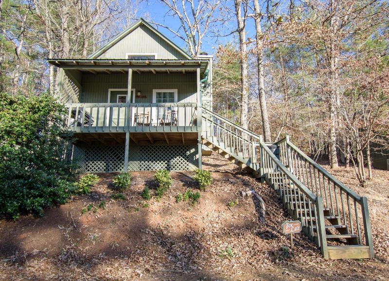 One-Bedroom House (Fox Lair) image 2