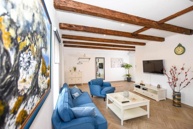 Four-Bedroom Holiday Home image 3