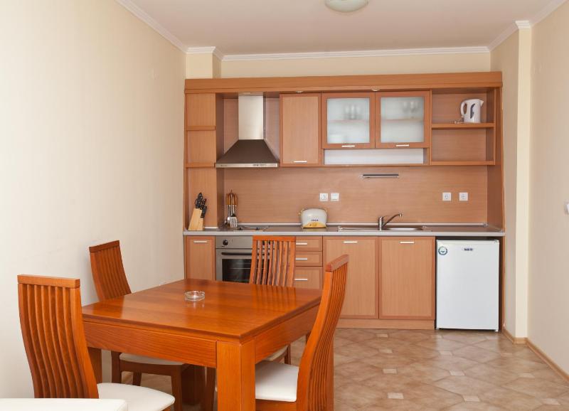 Apartments in Central Plaza - image 16