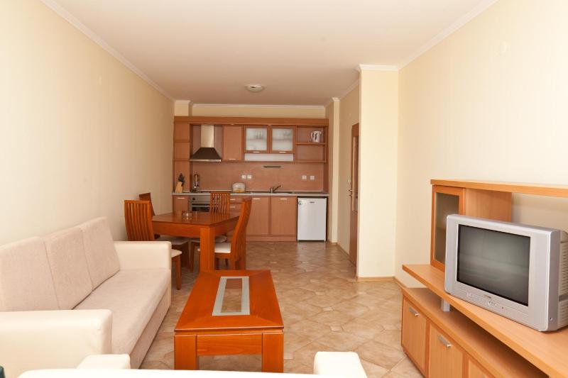Apartments in Central Plaza - image 8