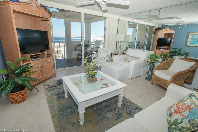 Two-Bedroom Apartment image 3