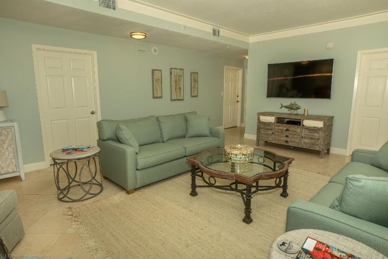 Three-Bedroom Apartment image 3