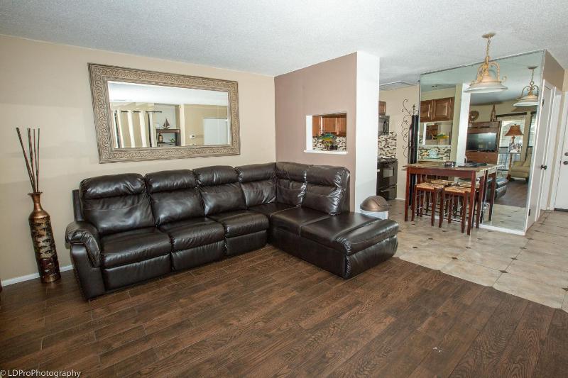 Studio Apartment image 2