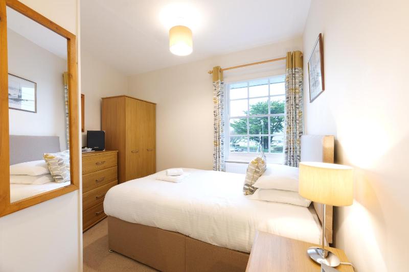 Single Room image 1