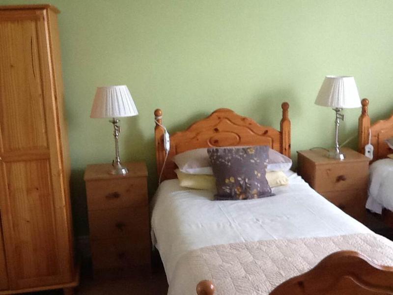 Two-Bedroom Comfort Triple image 3