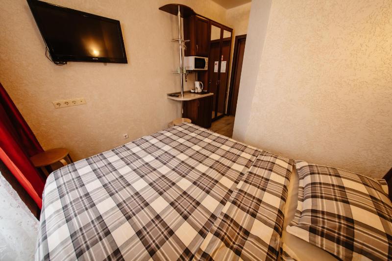 Standard Double or Twin Room image 2