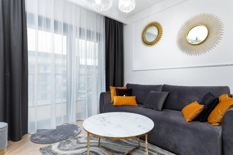 Apartamenty Gardenia Seaside 2 with Sea View by Noclegi Renters - image 28