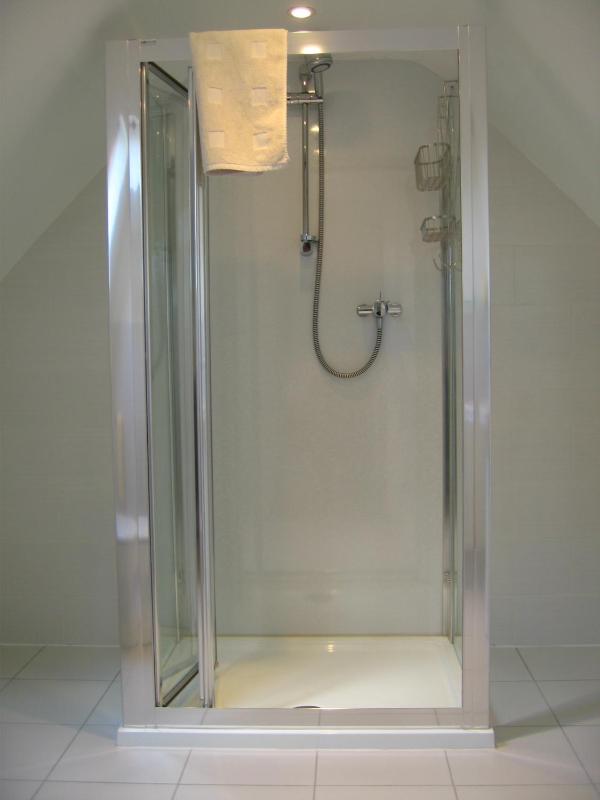 Three-Bedroom Apartment - Sherwood image 3