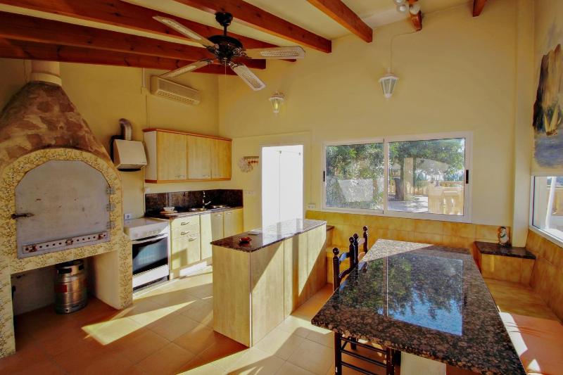 Tosal Julia - sea view villa with private pool in Calpe - image 21